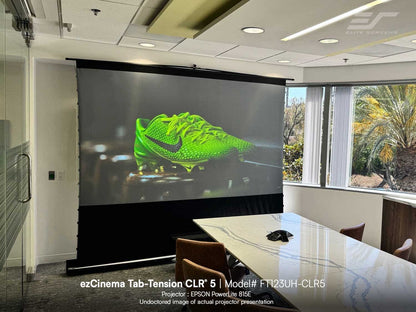 Foldable Projection Screen – Home Theater-quality Experience